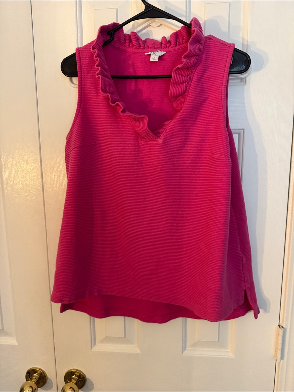 crown & ivy Ruffled V-Neck Tank Top - Fuchsia